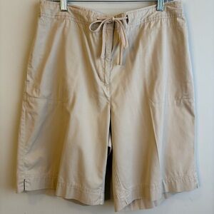 Karen Scott Khaki Bermuda Women’s Size 12 Elastic Waist Cotton Stretch Shorts